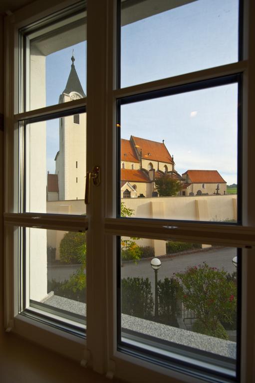 Landgasthof Winter Ardagger Stift Esterno foto